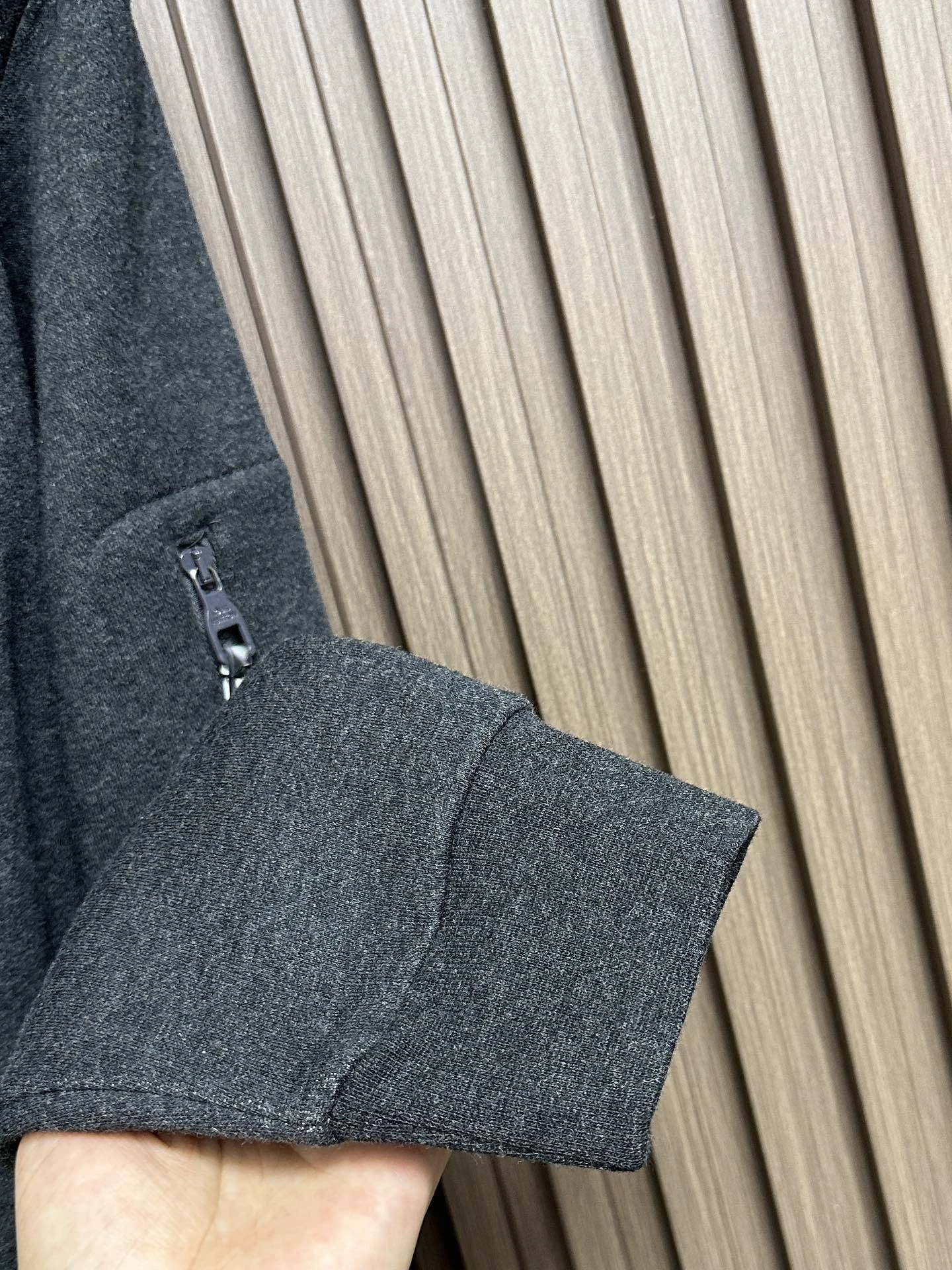 wg.luxury-- 8V monogram embroidery oversized item:E-F509L1003H
